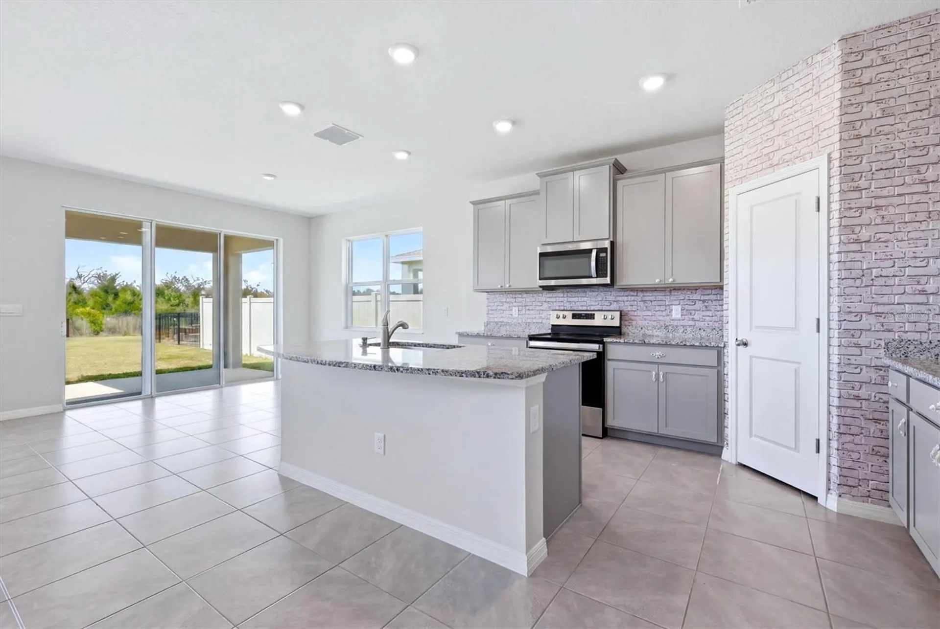3813 Lively Coral Place Bradenton FL 34208