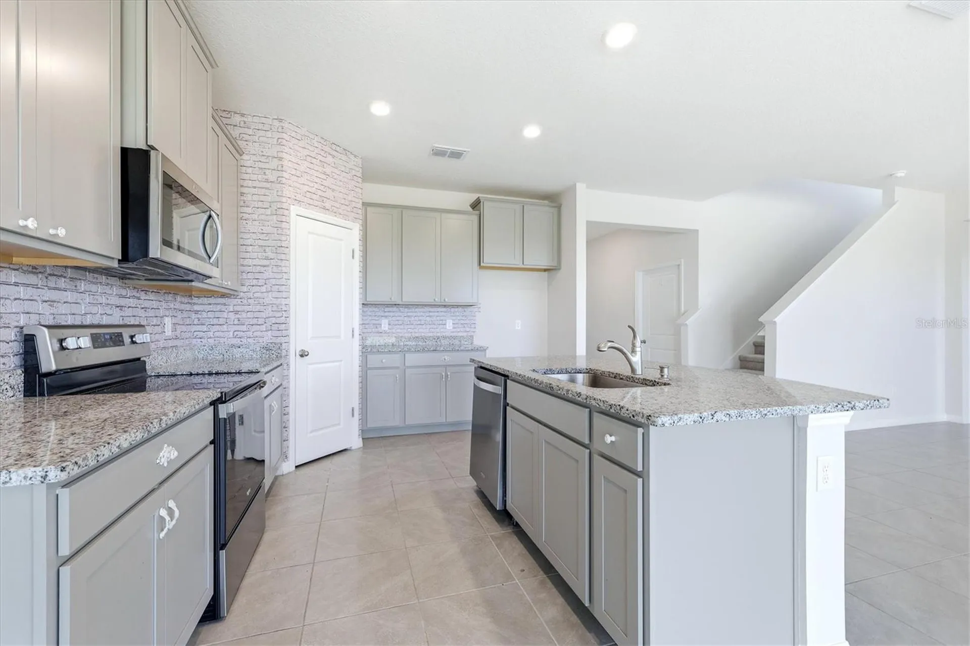 3813 Lively Coral Place Bradenton FL 34208