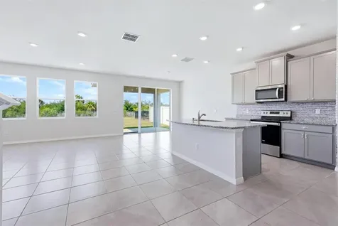 3813 Lively Coral Place Bradenton FL 34208