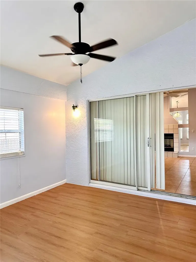8214 Woodsworth Drive Orlando FL 32817
