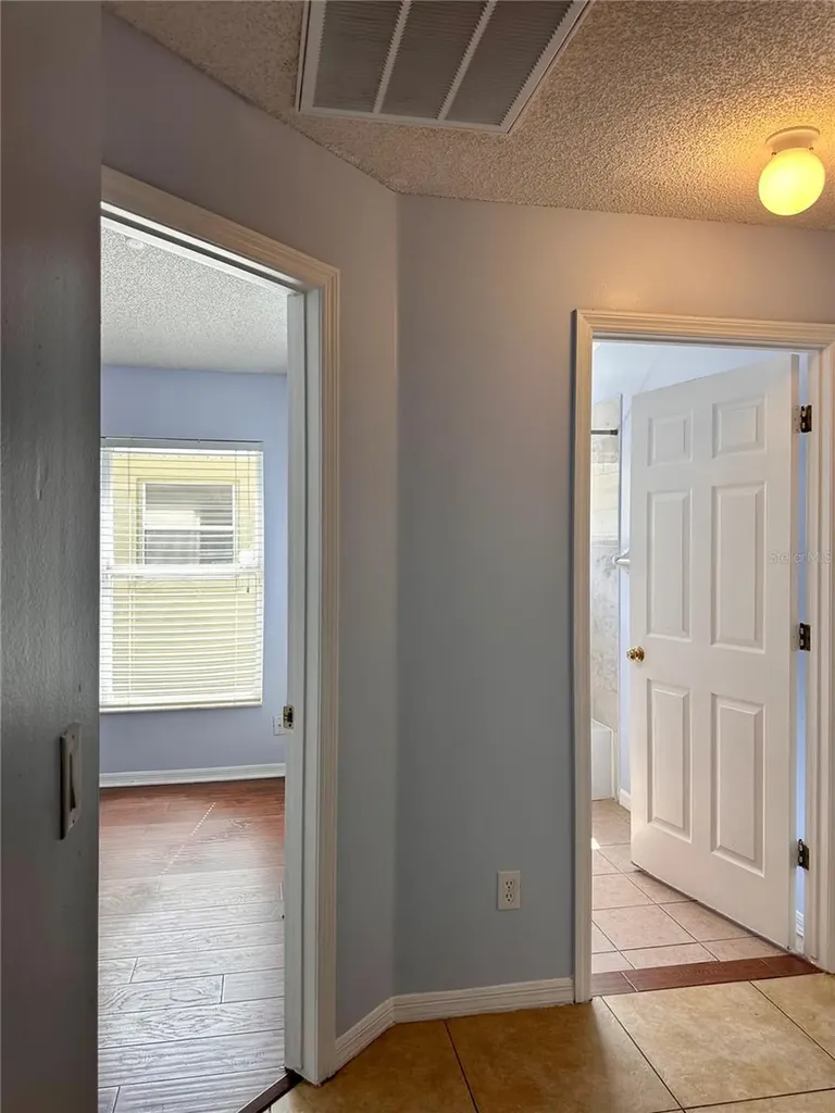 8214 Woodsworth Drive Orlando FL 32817