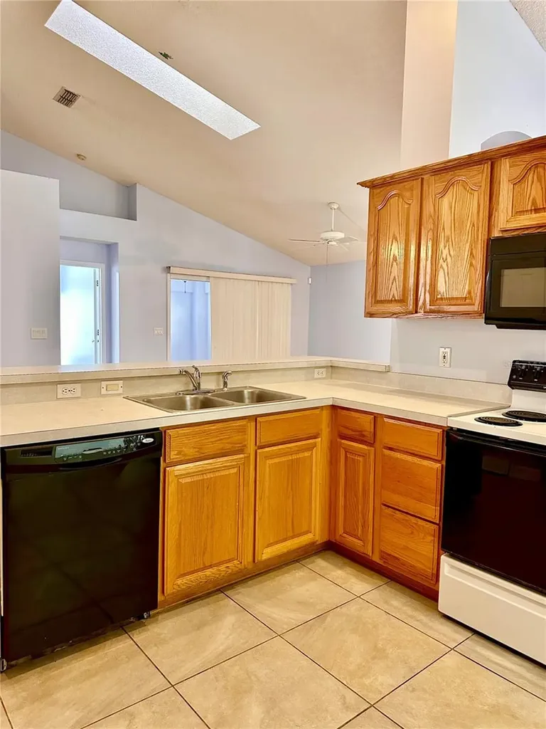 8214 Woodsworth Drive Orlando FL 32817