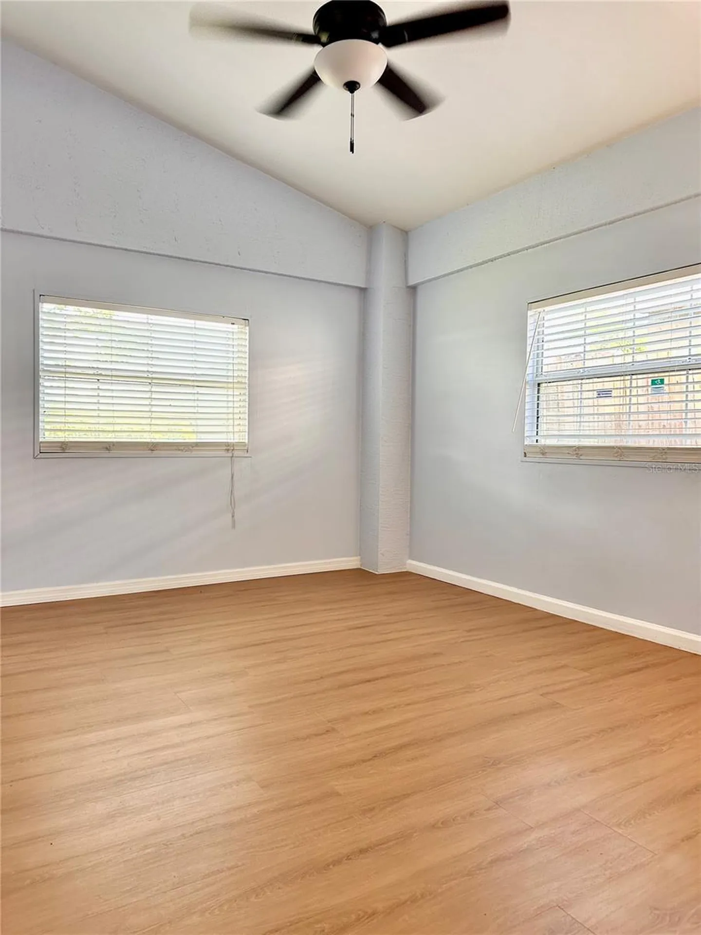 8214 Woodsworth Drive Orlando FL 32817