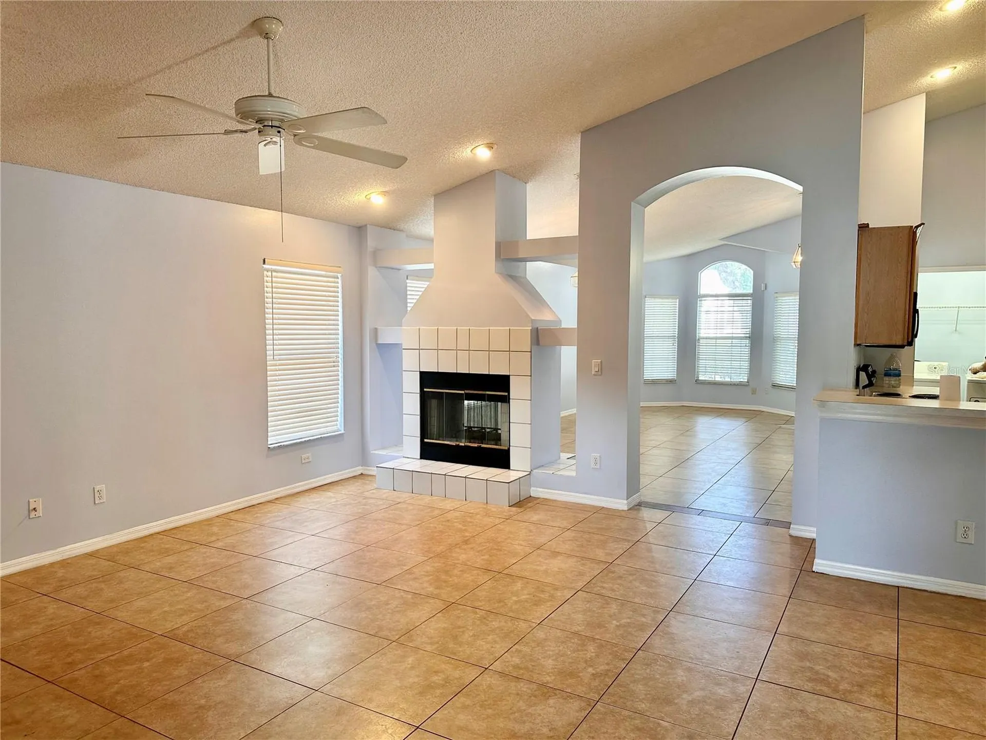 8214 Woodsworth Drive Orlando FL 32817