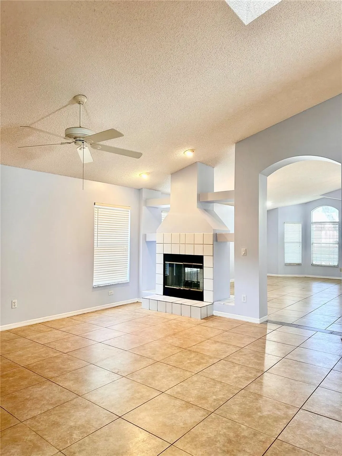 8214 Woodsworth Drive Orlando FL 32817