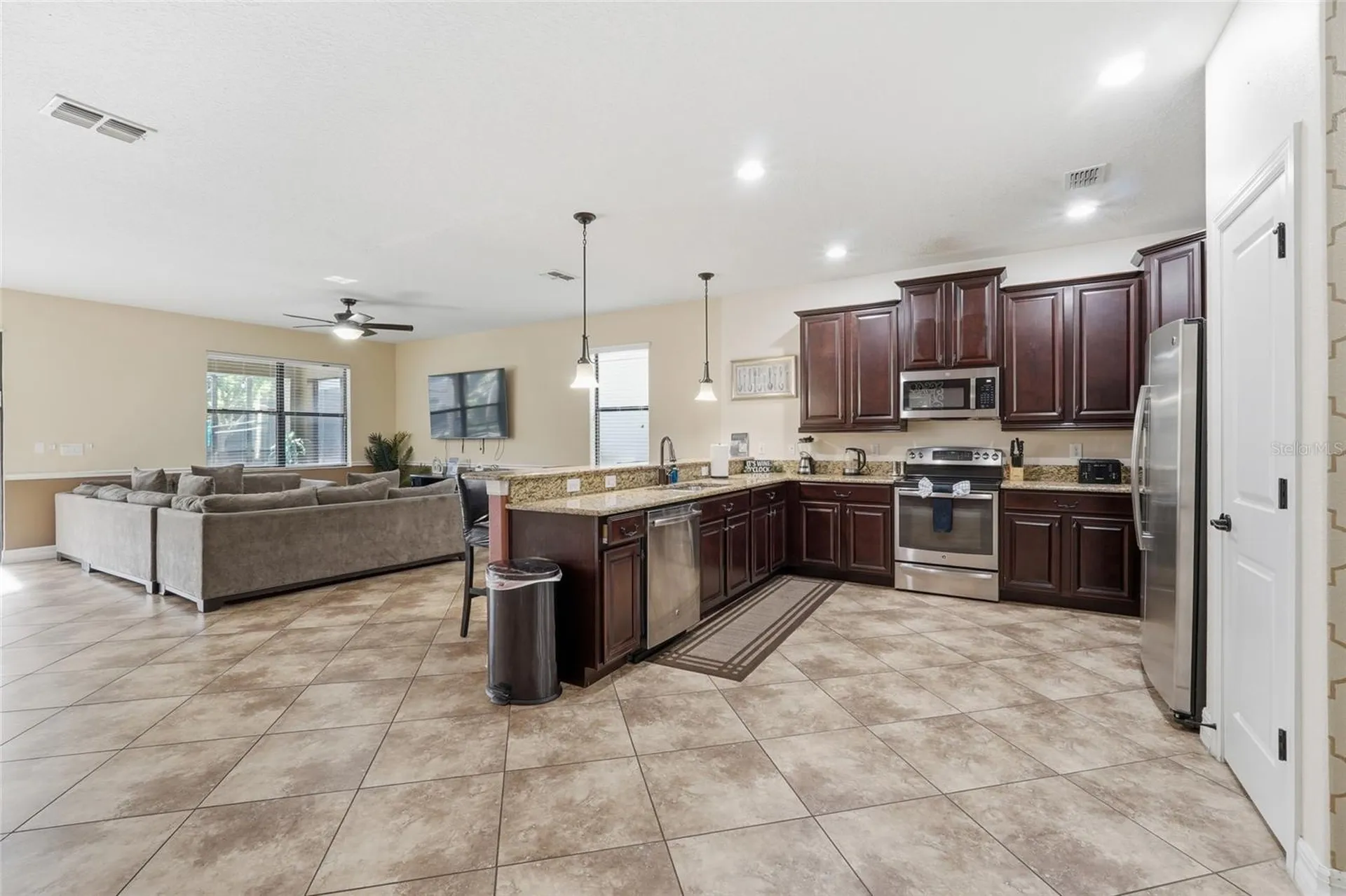 1414 Thunderbird Road Davenport FL 33896