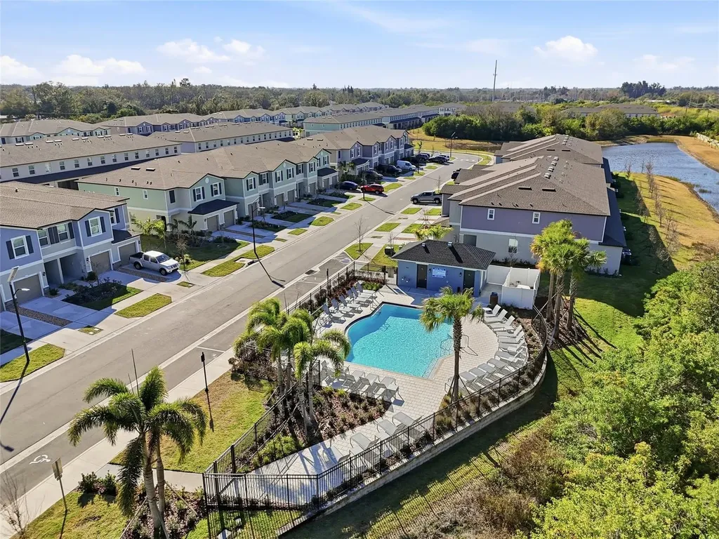 278 27th Street SE Ruskin FL 33570