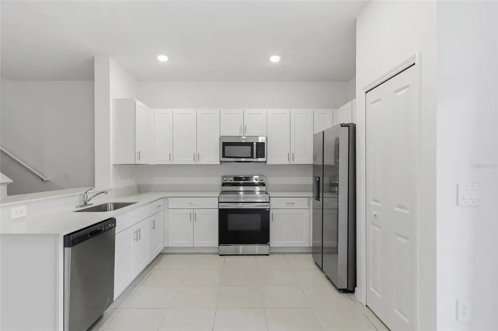 278 27th Street SE Ruskin FL 33570