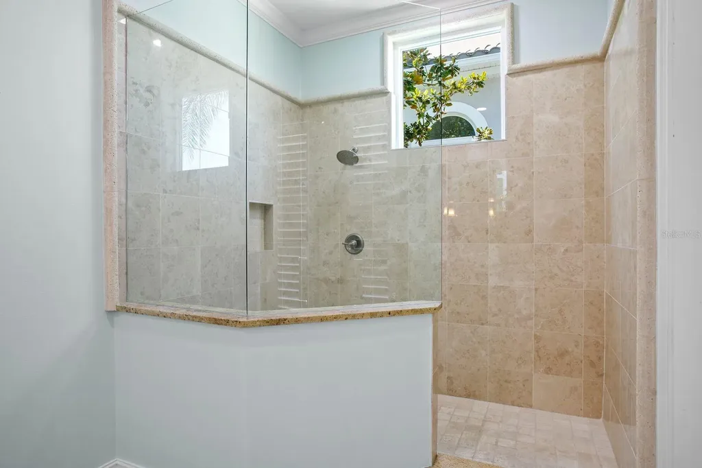 611 1st Avenue S Tierra Verde FL 33715