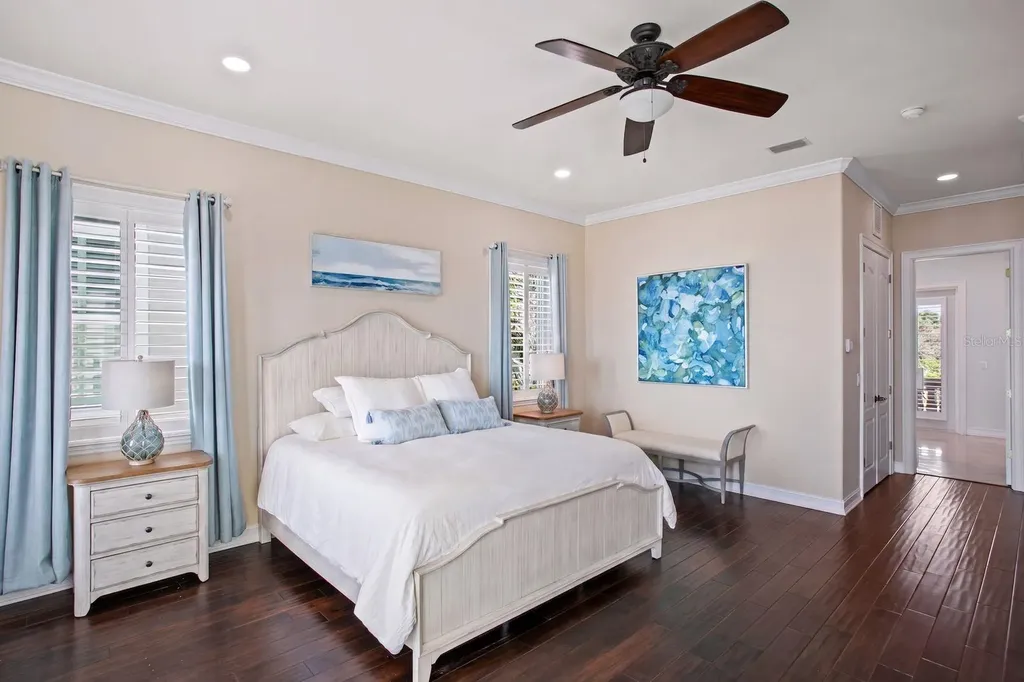 611 1st Avenue S Tierra Verde FL 33715