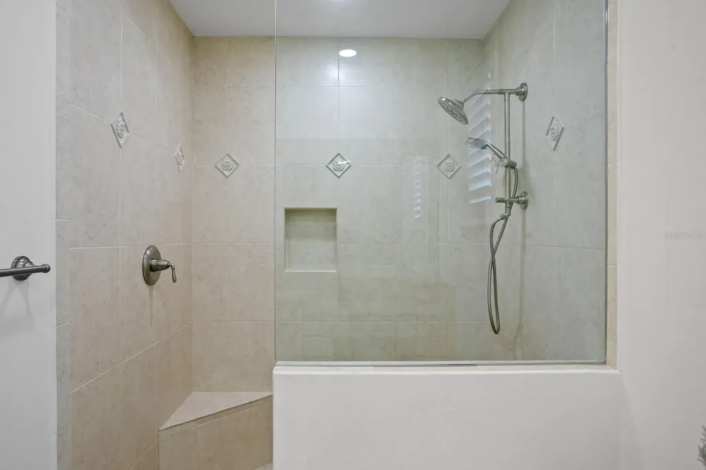 611 1st Avenue S Tierra Verde FL 33715