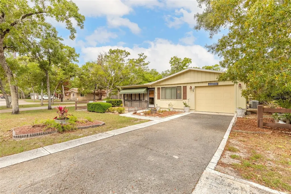 104 Magnolia Loop Port Orange FL 32128