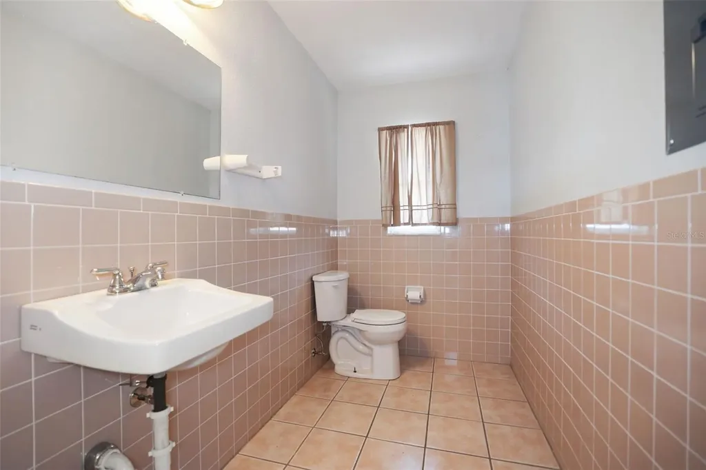 167 6th Street SW Largo FL 33770