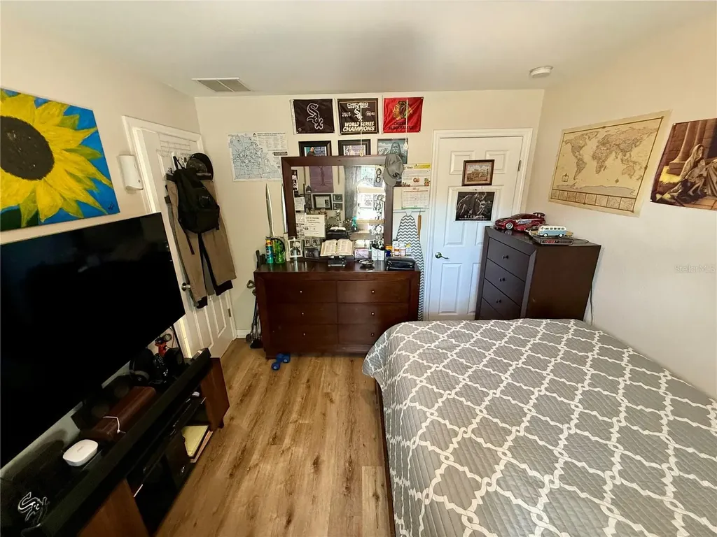 313 Oak Street Auburndale FL 33823
