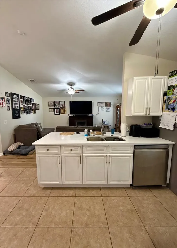 313 Oak Street Auburndale FL 33823