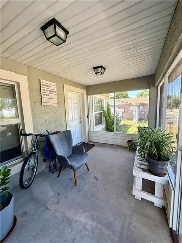 313 Oak Street Auburndale FL 33823