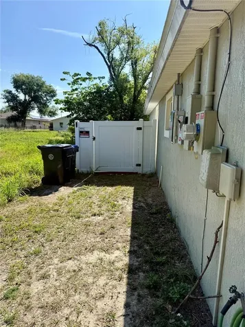 313 Oak Street Auburndale FL 33823
