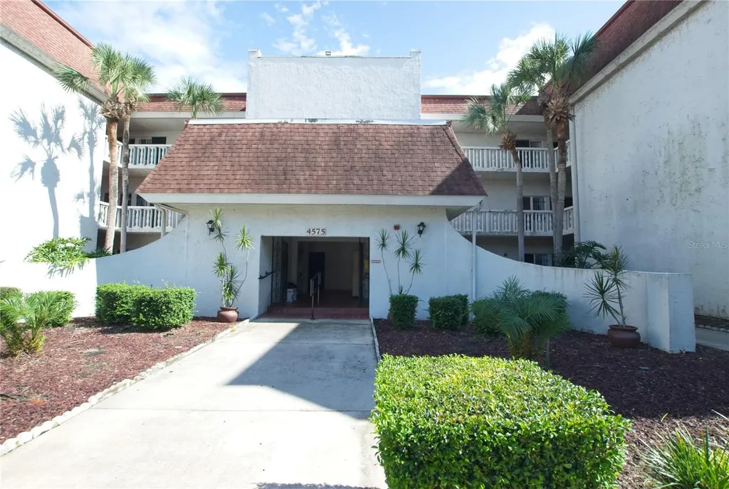 4575 S Texas Avenue Orlando FL 32839
