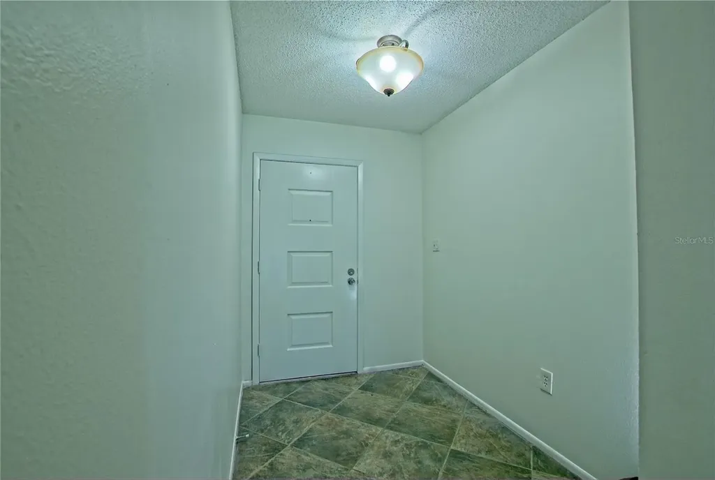 4575 S Texas Avenue Orlando FL 32839