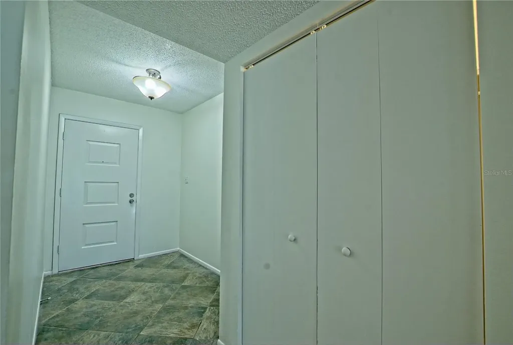 4575 S Texas Avenue Orlando FL 32839