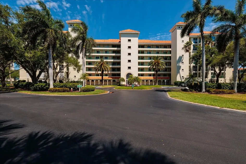 4801 Osprey Drive S St Petersburg FL 33711