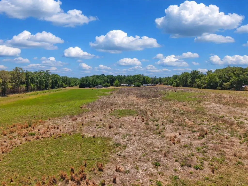 18 Ac NW Cr 138 Branford FL 32008