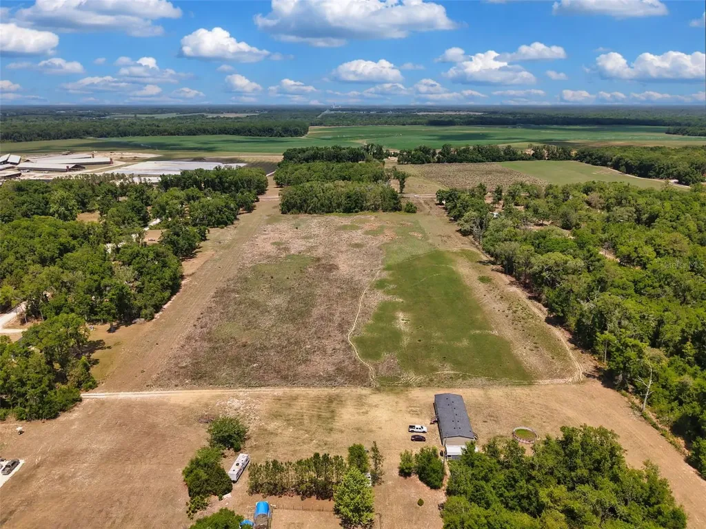 18 Ac NW Cr 138 Branford FL 32008