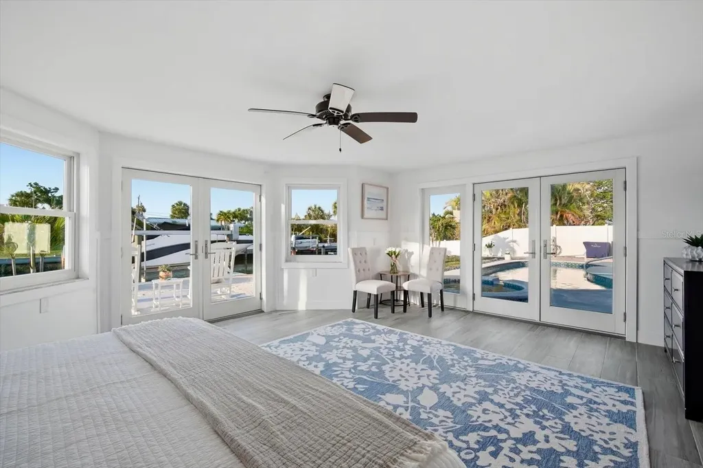 617 Dundee Lane Holmes Beach FL 34217