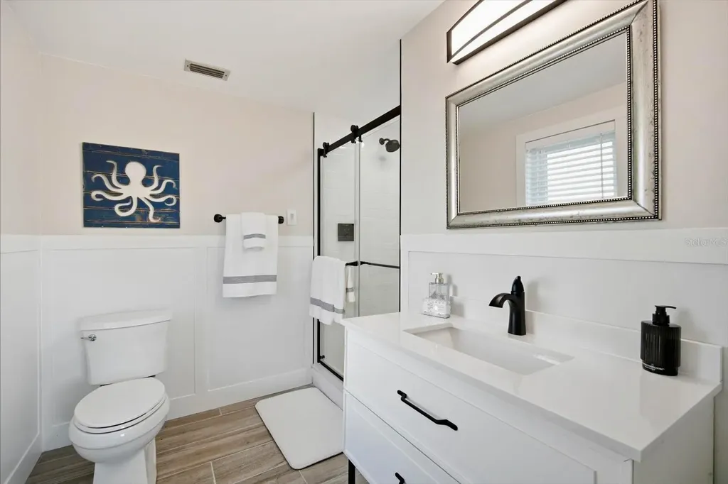 617 Dundee Lane Holmes Beach FL 34217