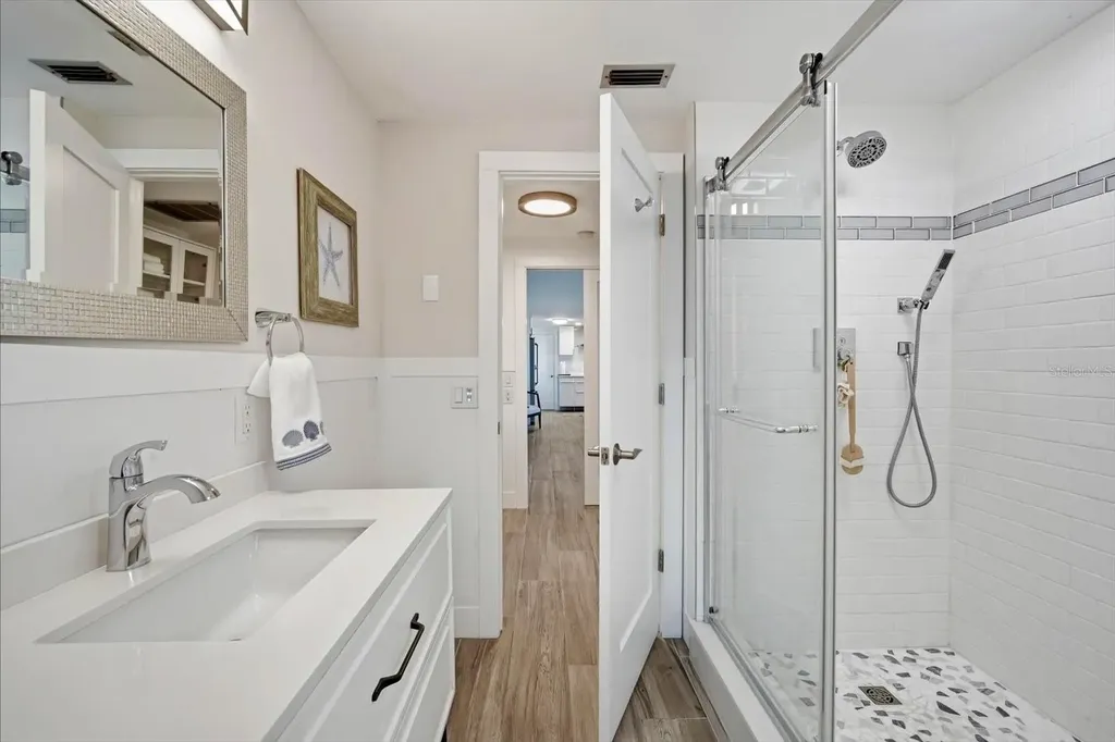 617 Dundee Lane Holmes Beach FL 34217
