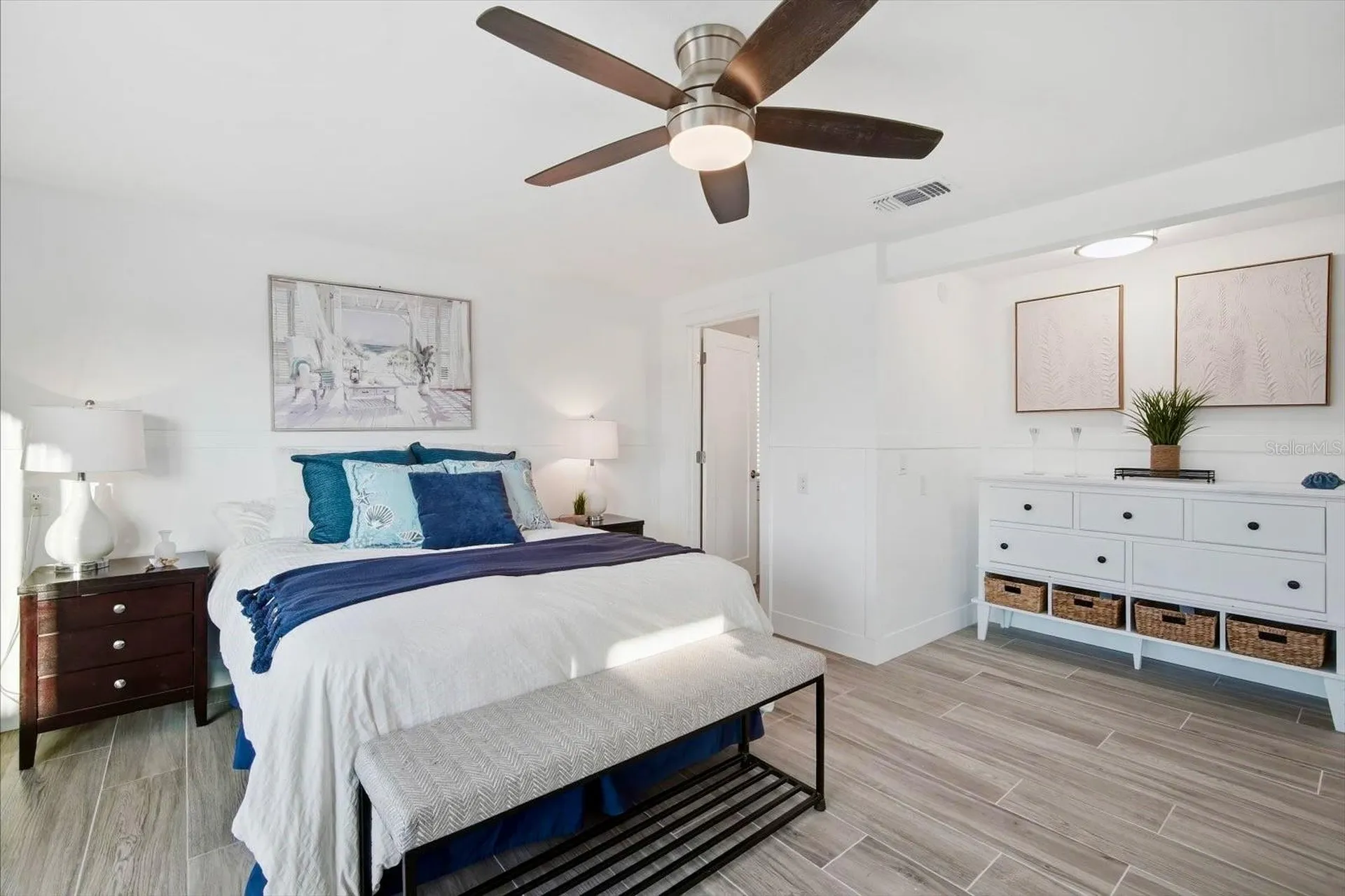 617 Dundee Lane Holmes Beach FL 34217