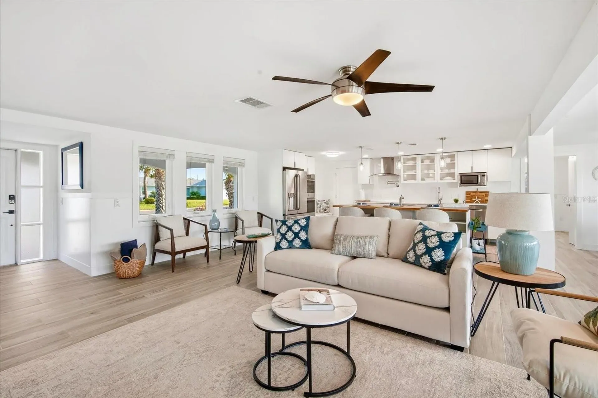 617 Dundee Lane Holmes Beach FL 34217