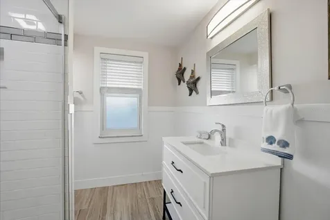 617 Dundee Lane Holmes Beach FL 34217