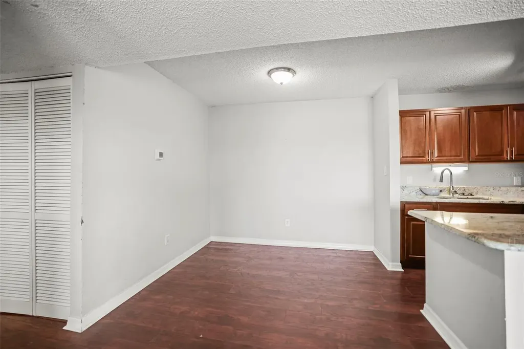 455 Alt 19 S Palm Harbor FL 34683