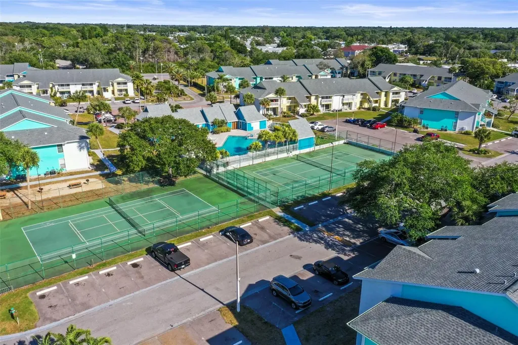 455 Alt 19 S Palm Harbor FL 34683