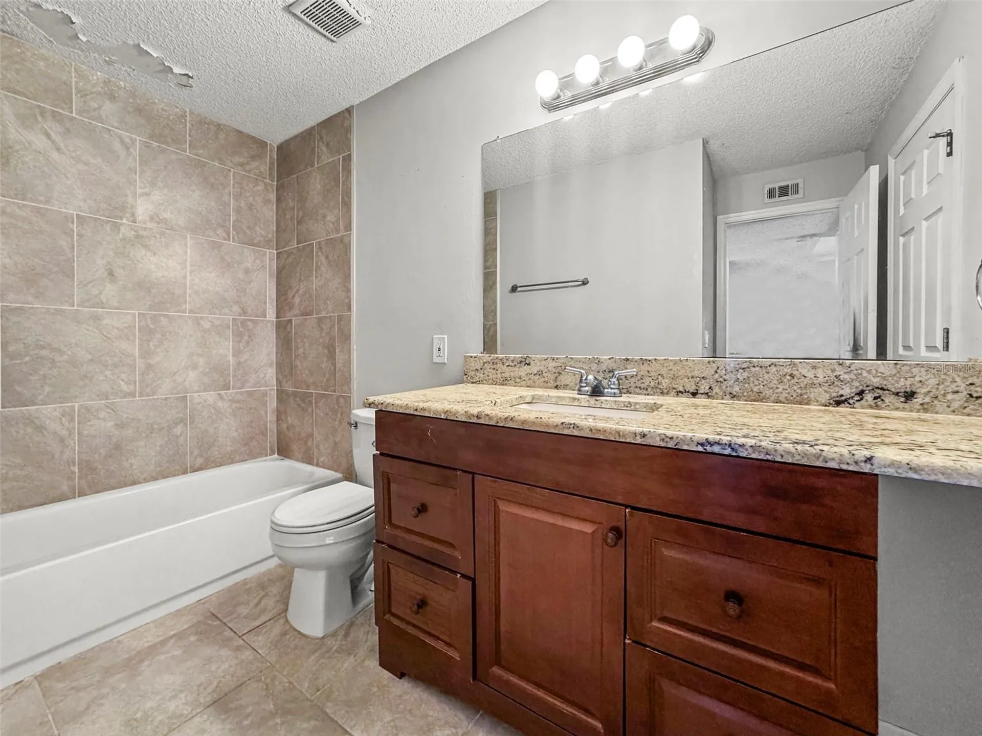 455 Alt 19 S Palm Harbor FL 34683