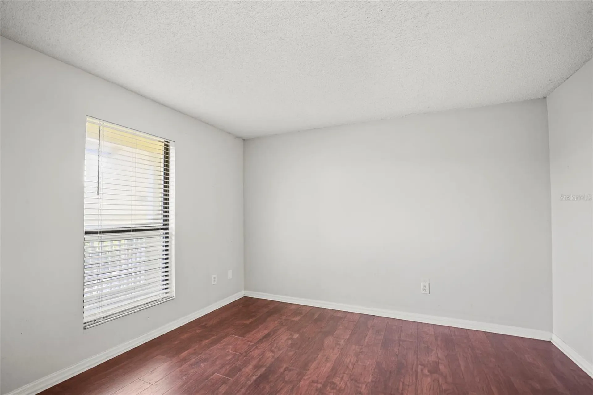 455 Alt 19 S Palm Harbor FL 34683
