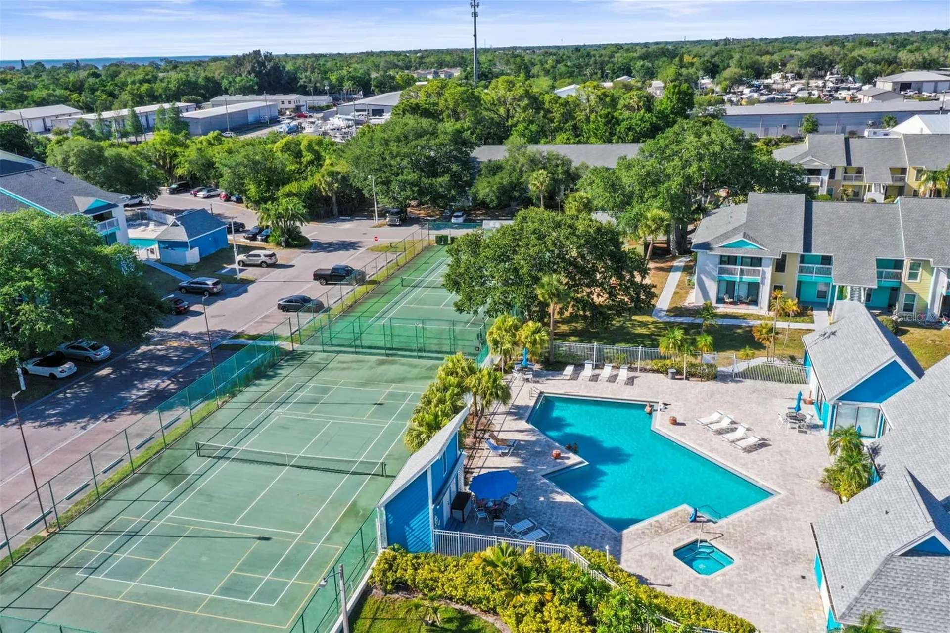 455 Alt 19 S Palm Harbor FL 34683