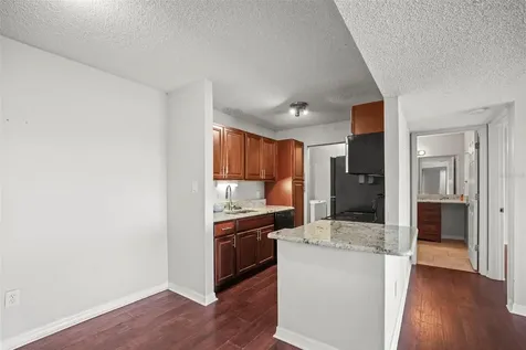 455 Alt 19 S Palm Harbor FL 34683