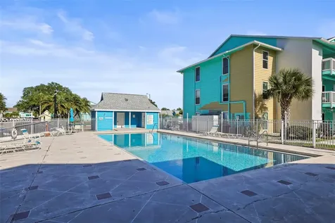 455 Alt 19 S Palm Harbor FL 34683
