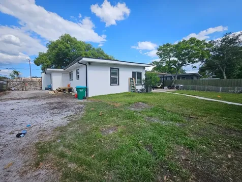 2800 S French Avenue Sanford FL 32773