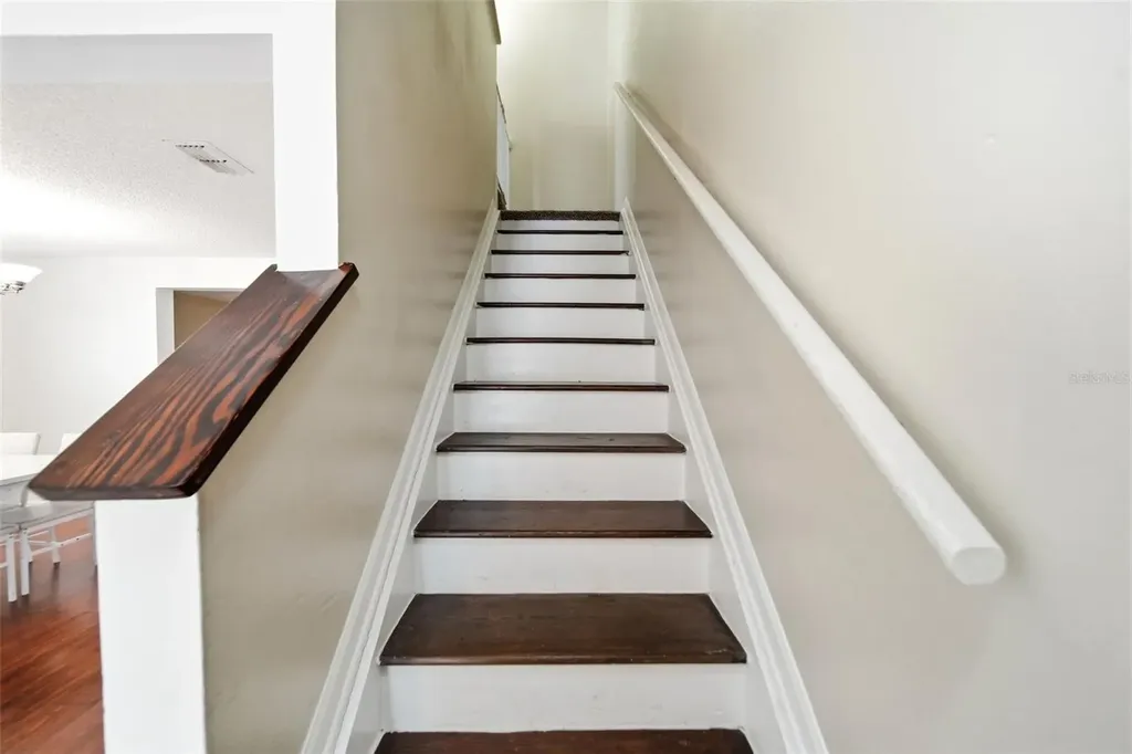 585 Shadow Glenn Place Winter Springs FL 32708