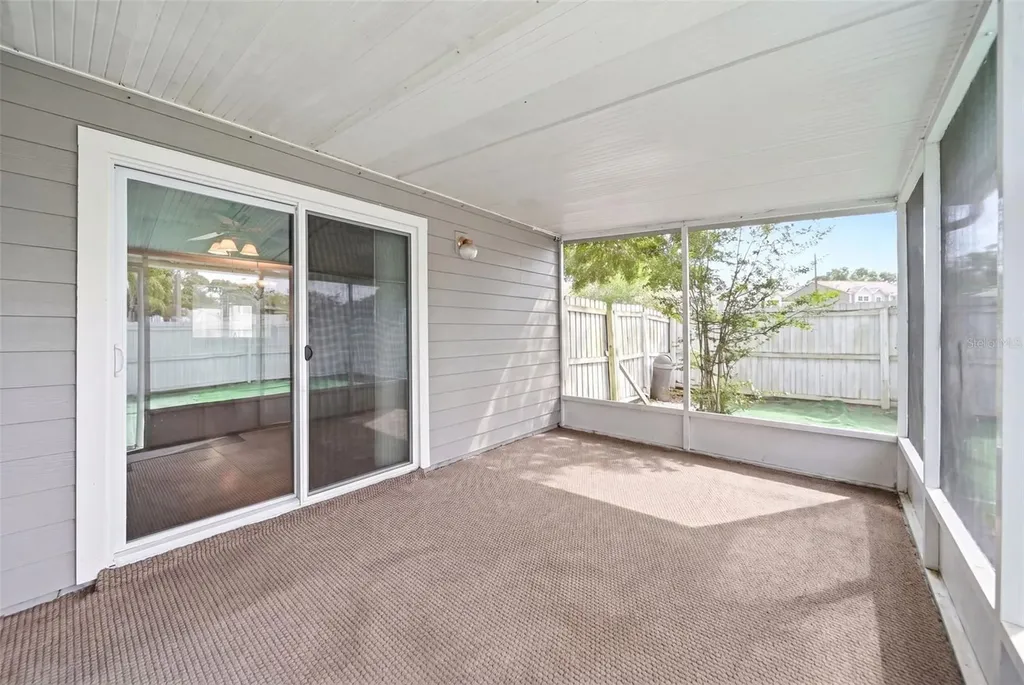 585 Shadow Glenn Place Winter Springs FL 32708