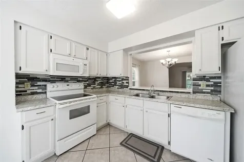 585 Shadow Glenn Place Winter Springs FL 32708