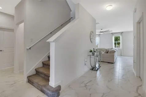 549 Sapphire Drive Davenport FL 33837
