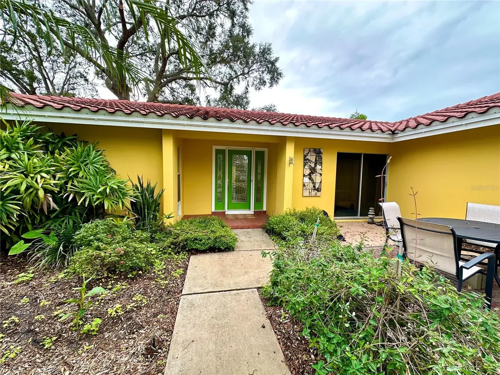 1883 Riviera Circle Sarasota FL 34232