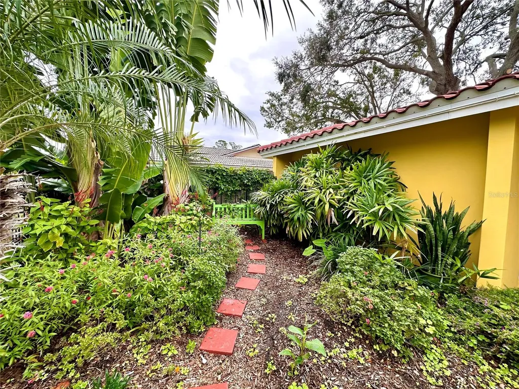 1883 Riviera Circle Sarasota FL 34232