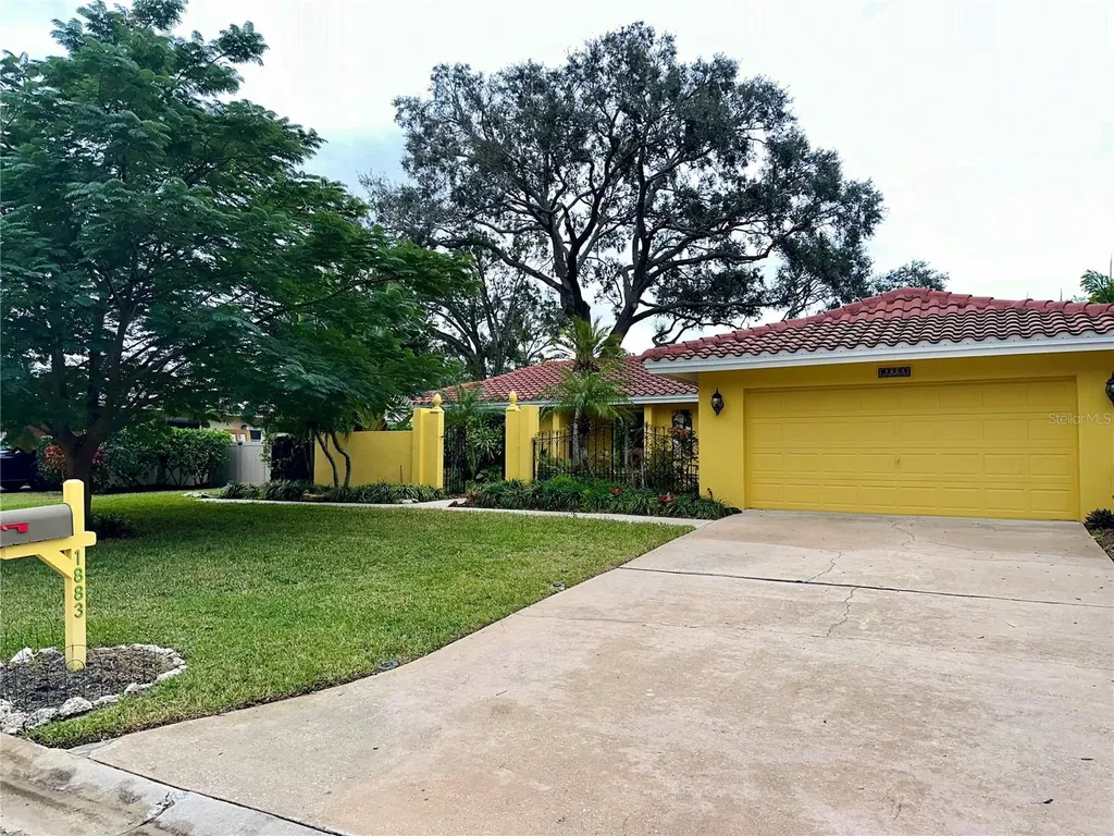 1883 Riviera Circle Sarasota FL 34232