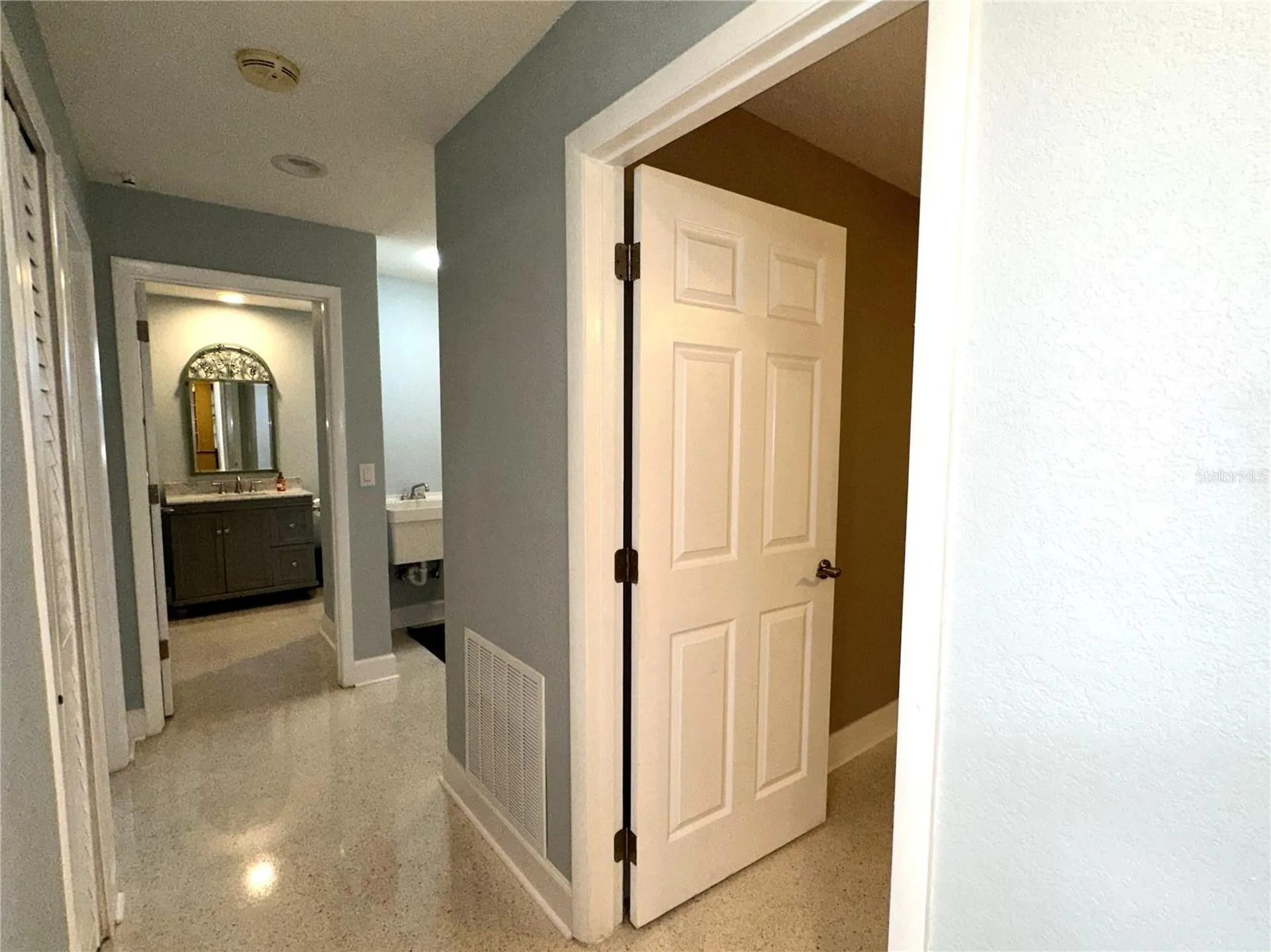 1883 Riviera Circle Sarasota FL 34232