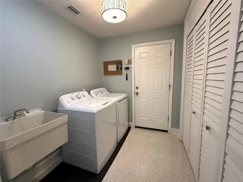 1883 Riviera Circle Sarasota FL 34232